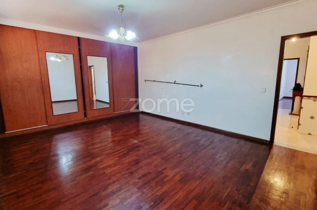 Apartamento T2 para Venda em Algueirão-Mem Martins Foto 19