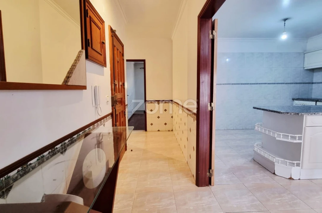 Apartamento T2 para Venda em Algueirão-Mem Martins Foto 9