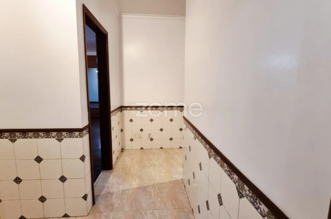 Apartamento T2 para Venda em Algueirão-Mem Martins Foto 12