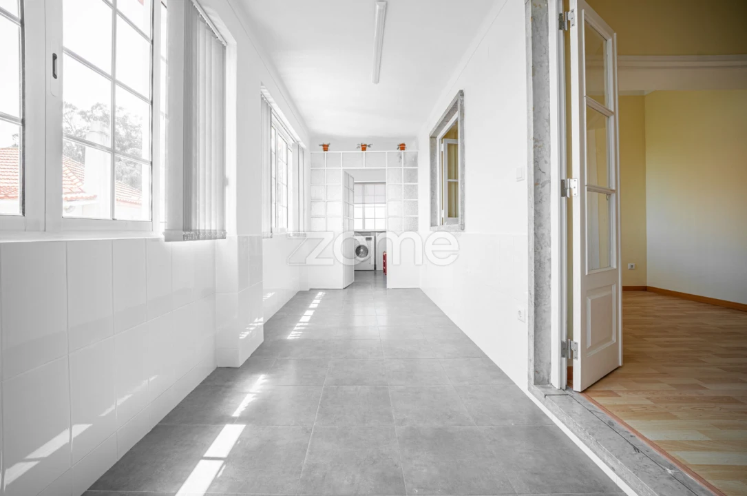 Apartamento T3 para Arrendamento em Carnaxide e Queijas Foto 20