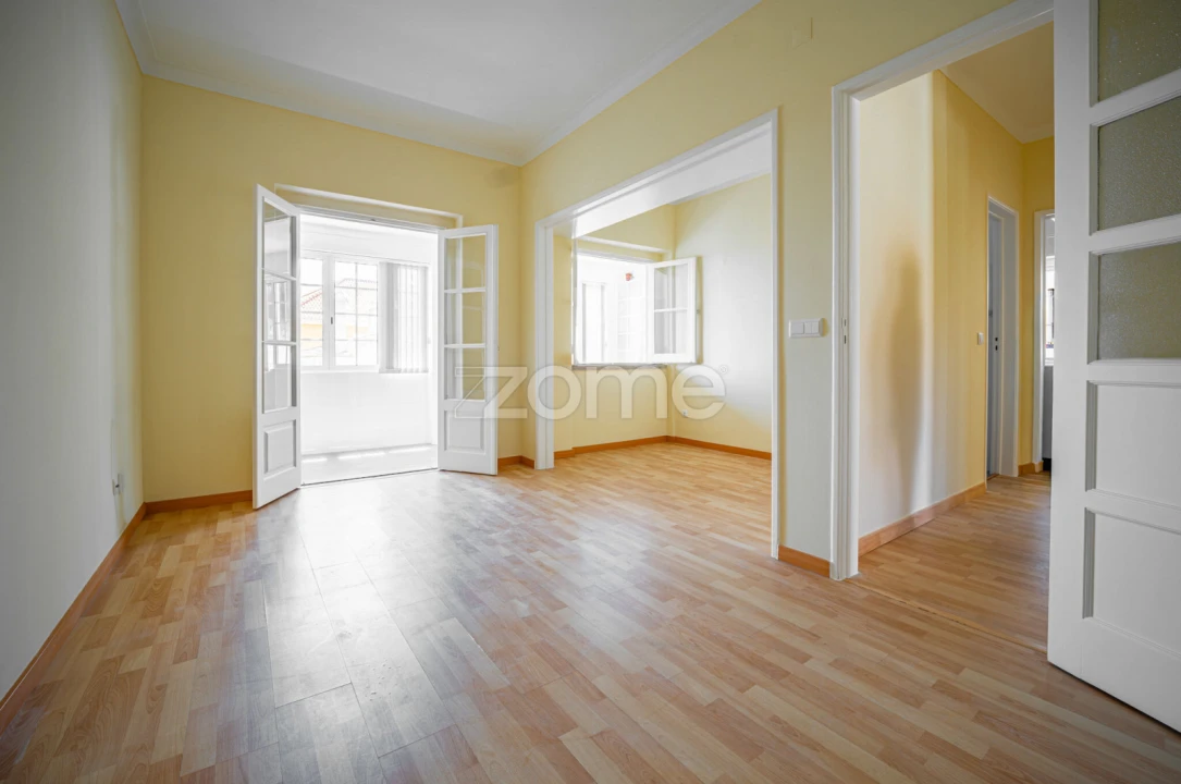 Apartamento T3 para Arrendamento em Carnaxide e Queijas Foto 11