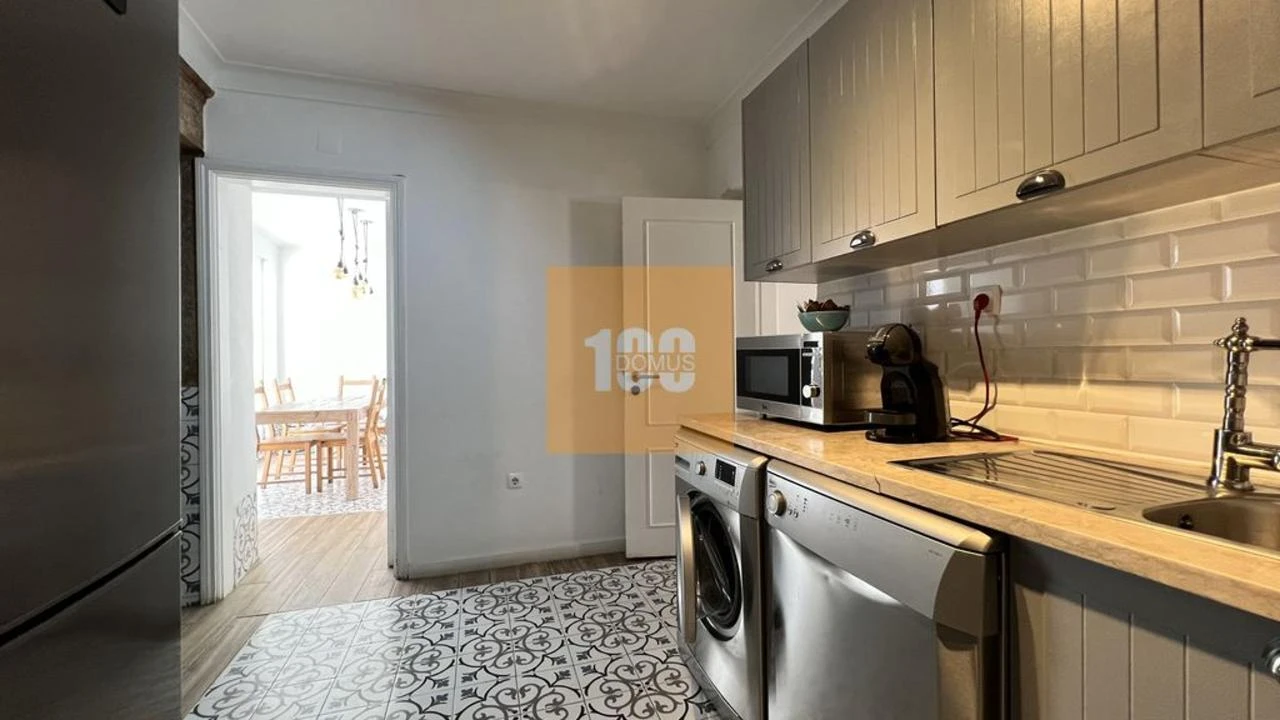 Apartamento T3 para Venda em Misericórdia Foto 8
