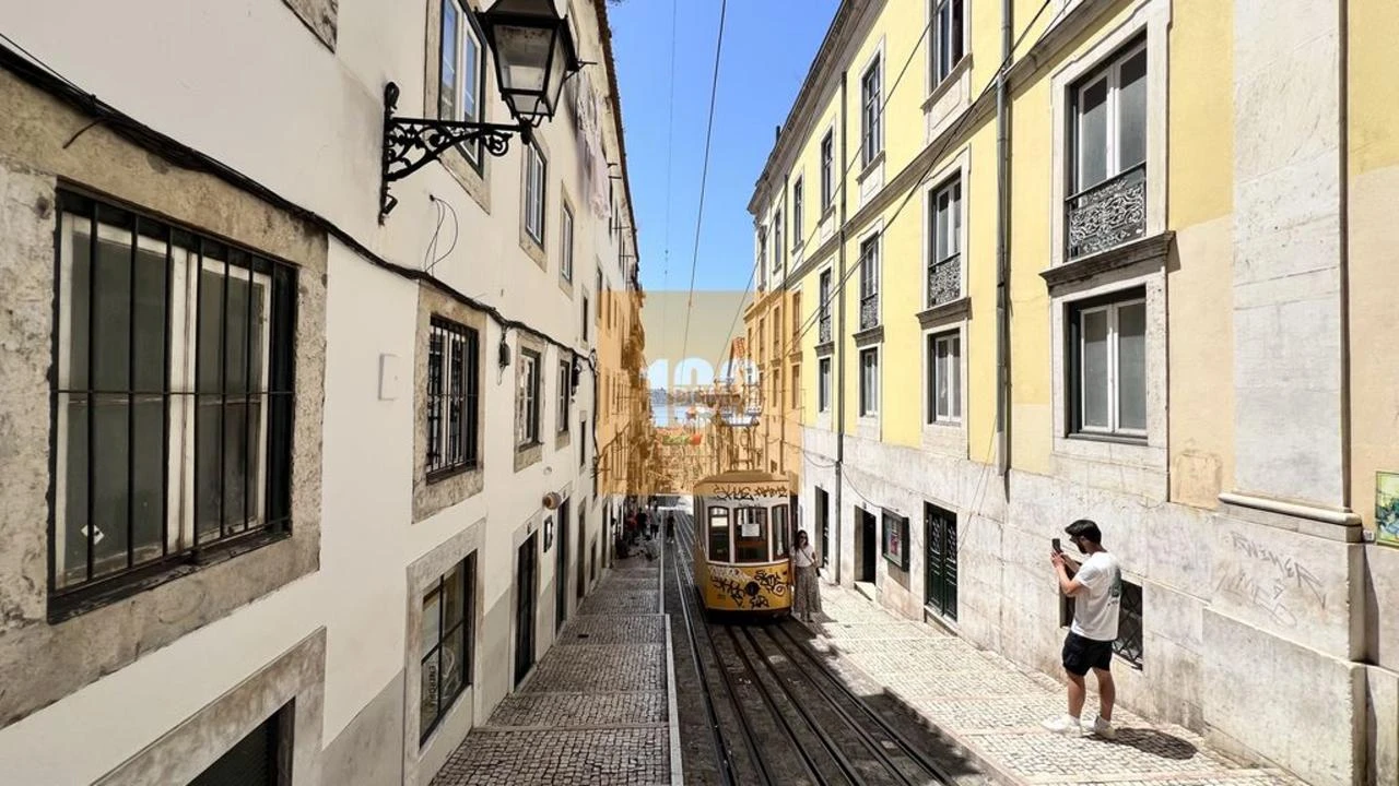 Apartamento T3 para Venda em Misericórdia Foto 27