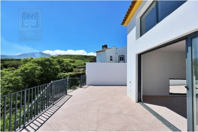Moradia T1 para Venda em Santana