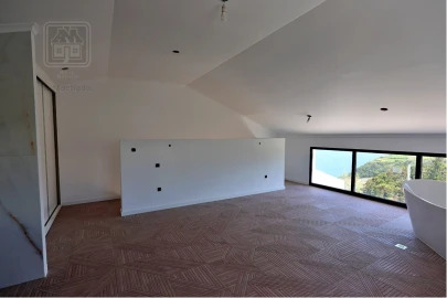 Moradia T1 para Venda em Santana