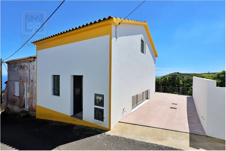 Moradia T1 para Venda em Santana Foto 4
