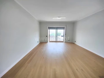 Apartamento T3 para Venda em Oliveira do Douro