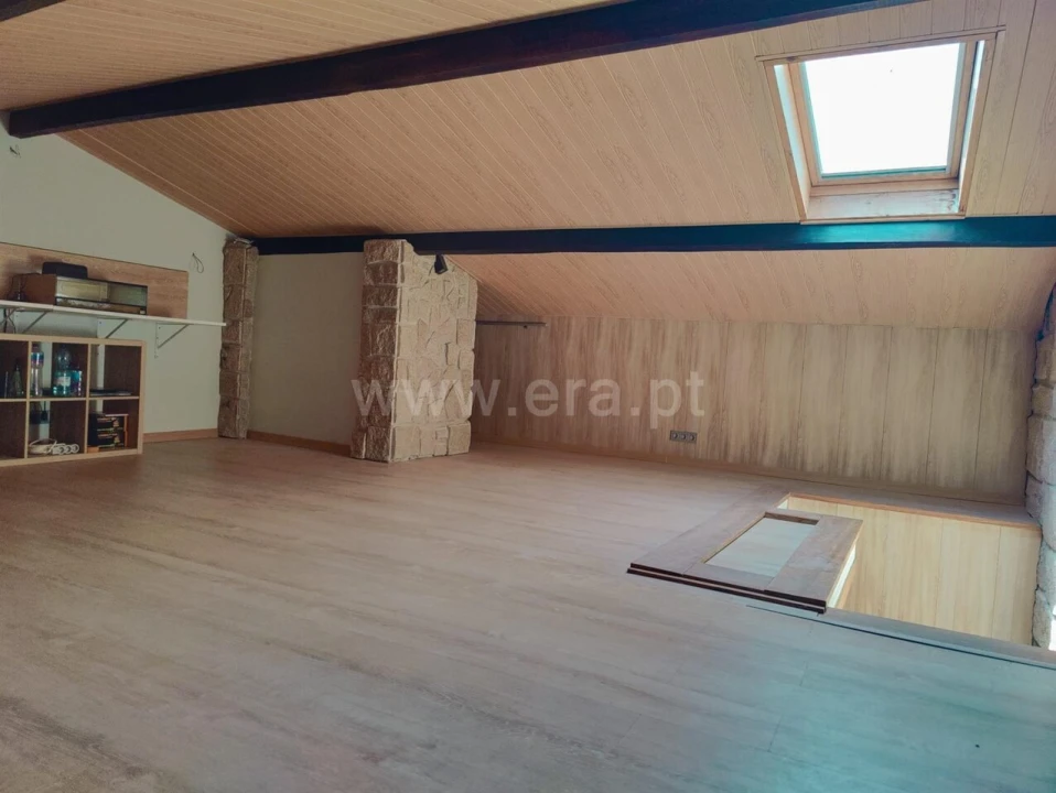 Apartamento T3 para Venda em Oliveira do Douro Foto 18