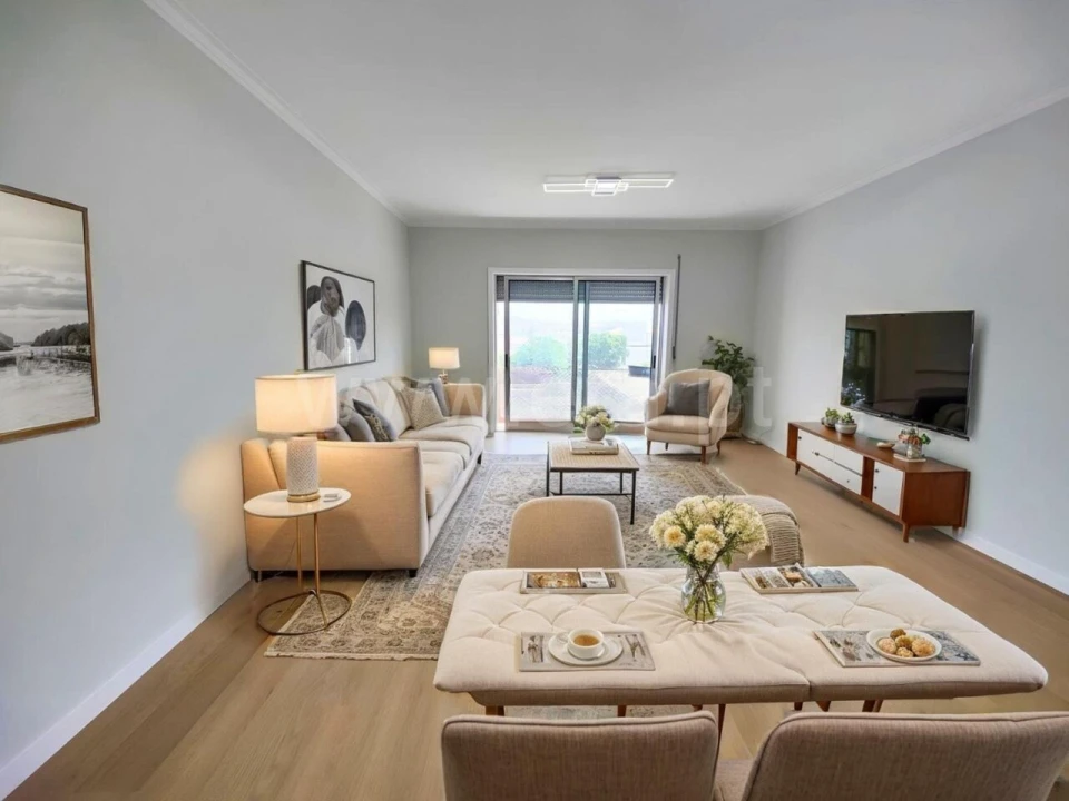 Apartamento T3 para Venda em Oliveira do Douro Foto 4