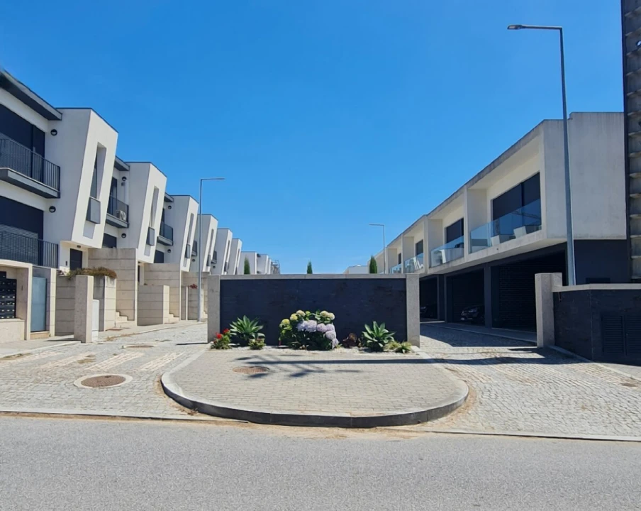 Moradia T4 para Venda em Esposende, Marinhas e Gandra Foto 1