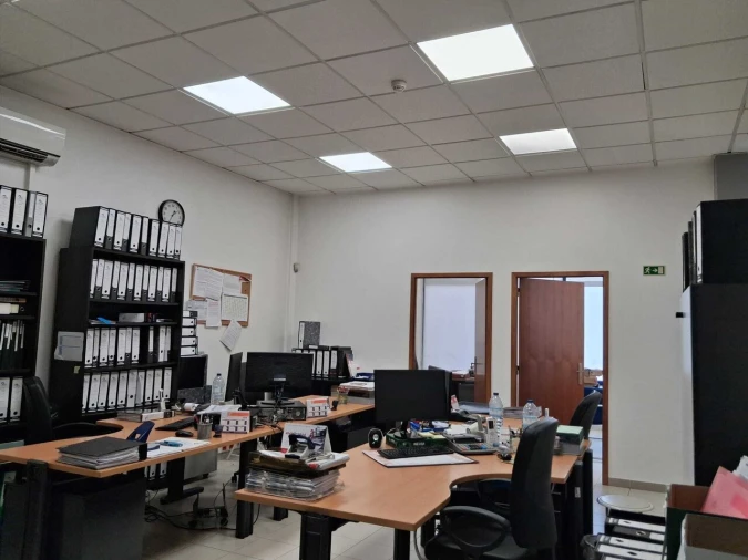 Armazém para Trespasse em Torres Novas (São Pedro), Lapas e Ribeira Branca Foto 3