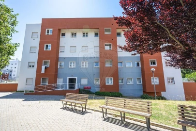 Apartamento T2 para Venda em Venteira