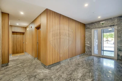 Apartamento T2 para Venda em Venteira