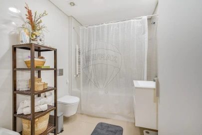 Apartamento T2 para Venda em Venteira