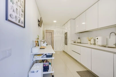 Apartamento T2 para Venda em Venteira