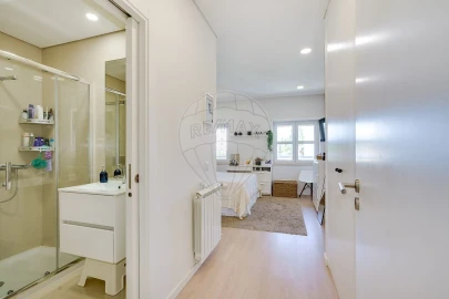 Apartamento T2 para Venda em Venteira