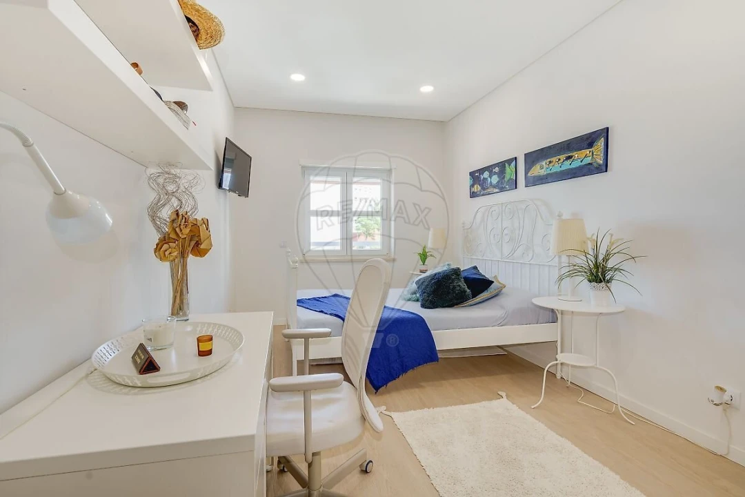 Apartamento T2 para Venda em Venteira Foto 17