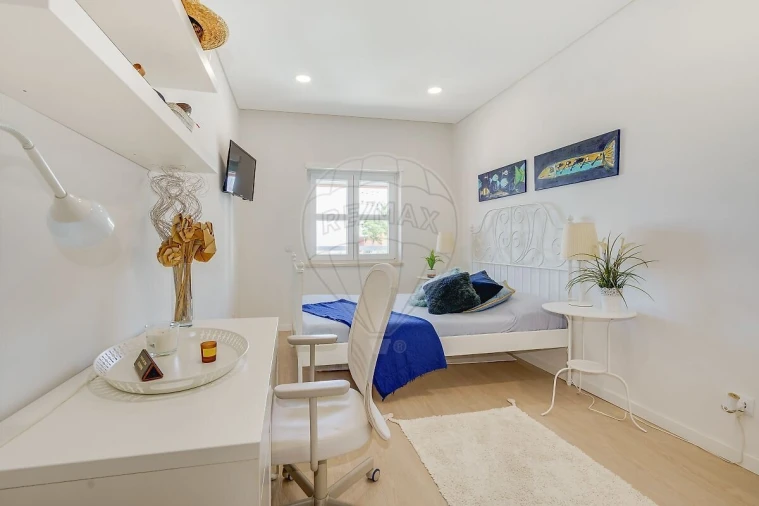 Apartamento T2 para Venda em Venteira Foto 17