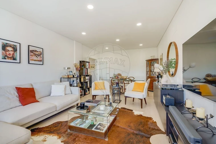 Apartamento T2 para Venda em Venteira Foto 5