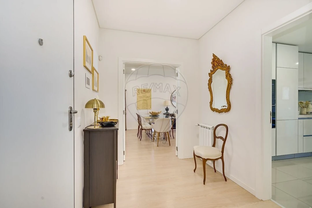 Apartamento T2 para Venda em Venteira Foto 7