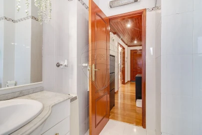 Apartamento T2 para Venda em São Domingos de Rana