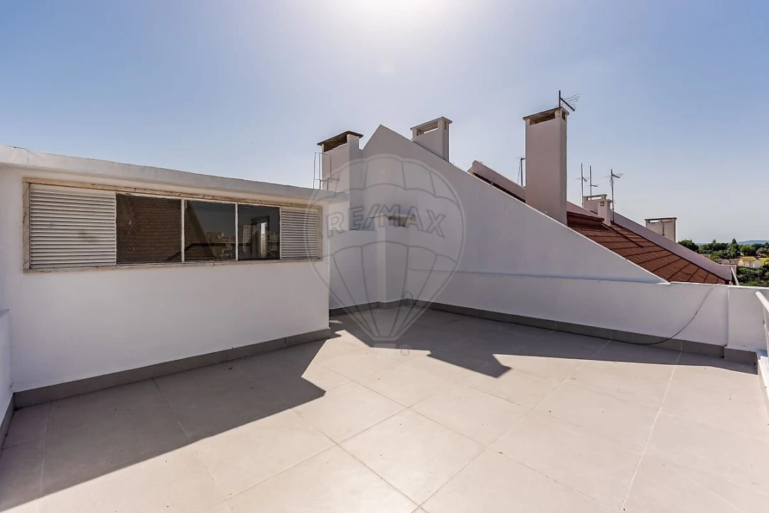 Apartamento T2 para Venda em Beato Foto 20