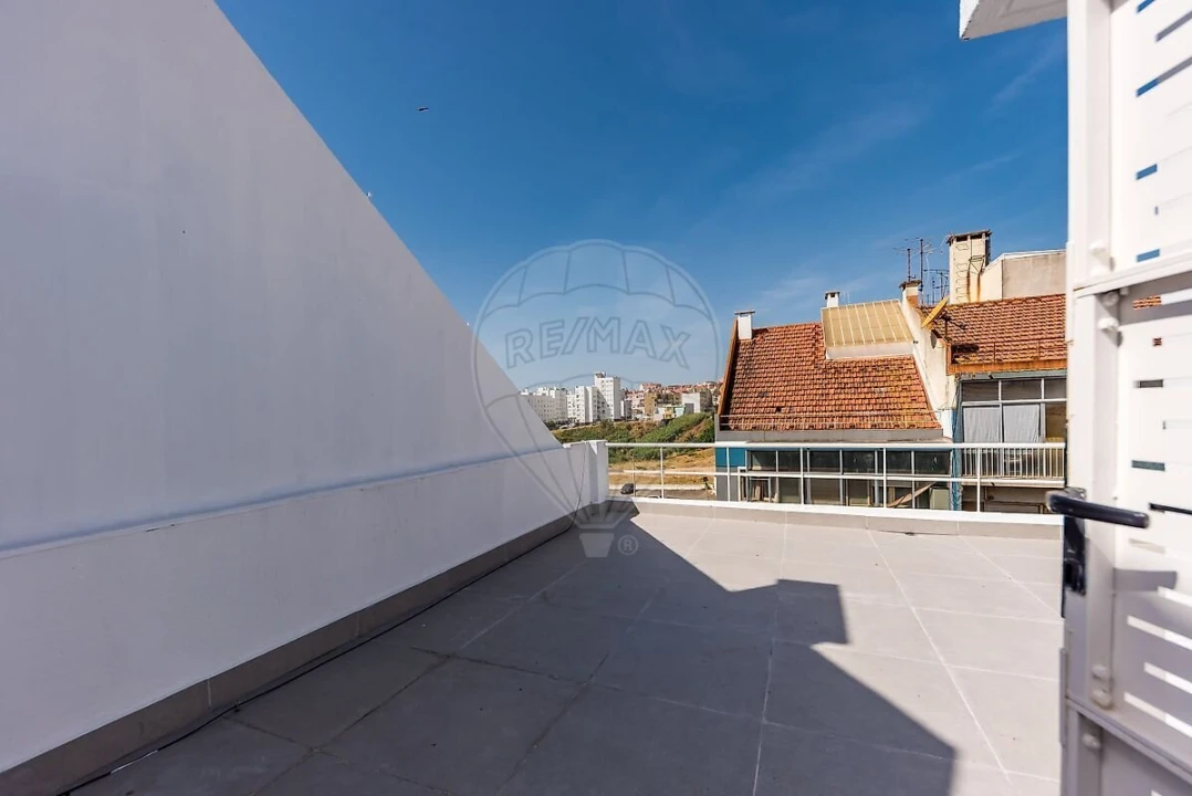Apartamento T2 para Venda em Beato Foto 25