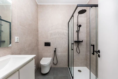 Apartamento T2 para Venda em Beato