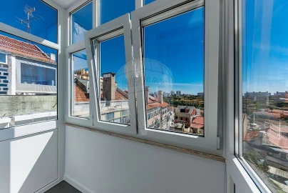 Apartamento T2 para Venda em Beato