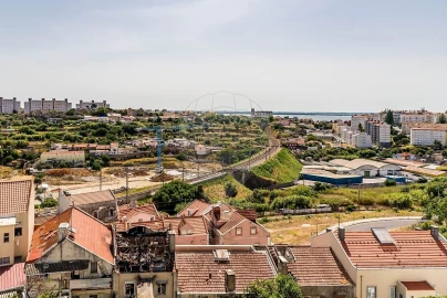 Apartamento T2 para Venda em Beato