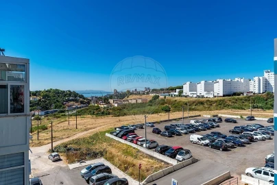 Apartamento T2 para Venda em Beato