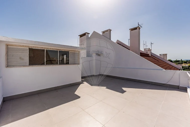 Apartamento T2 para Venda em Beato Foto 20