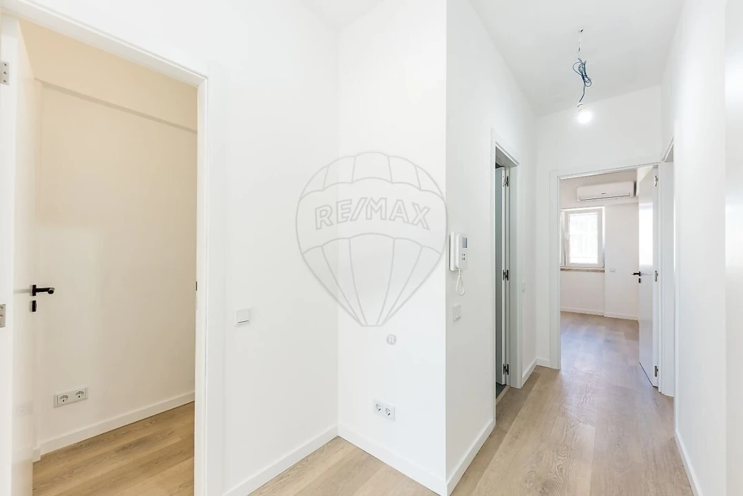 Apartamento T2 para Venda em Beato Foto 13