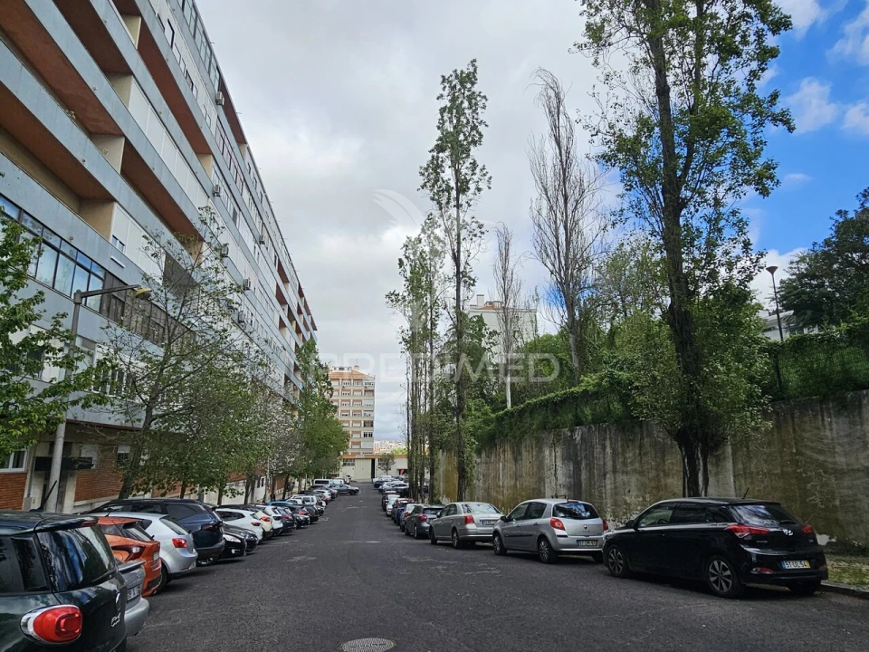 Apartamento T3 para Venda em Benfica Foto 26