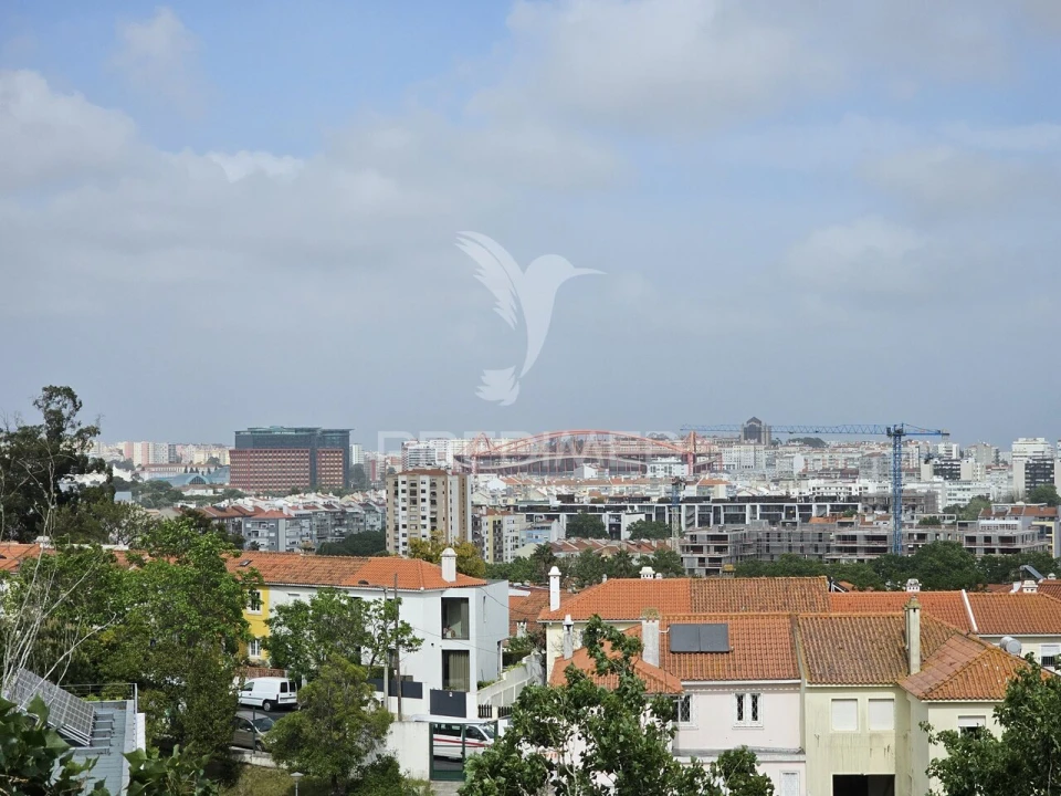 Apartamento T3 para Venda em Benfica Foto 24