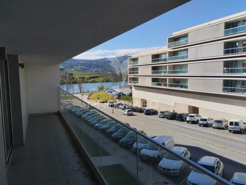 Apartamento T3 para Venda em Peso da Régua e Godim Foto 3