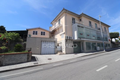Moradia T3 para Venda em Vila Verde e Barbudo