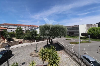 Moradia T3 para Venda em Vila Verde e Barbudo