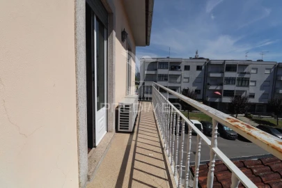 Moradia T3 para Venda em Vila Verde e Barbudo