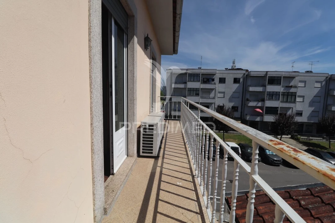 Moradia T3 para Venda em Vila Verde e Barbudo Foto 22