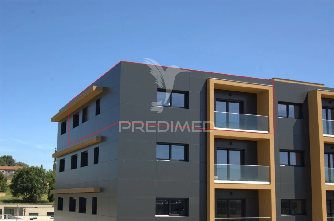 Apartamento T3 para Venda em Nine Foto 1