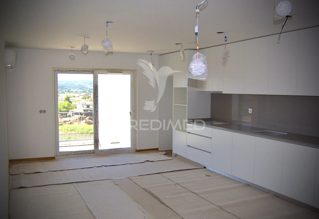 Apartamento T3 para Venda em Nine Foto 3
