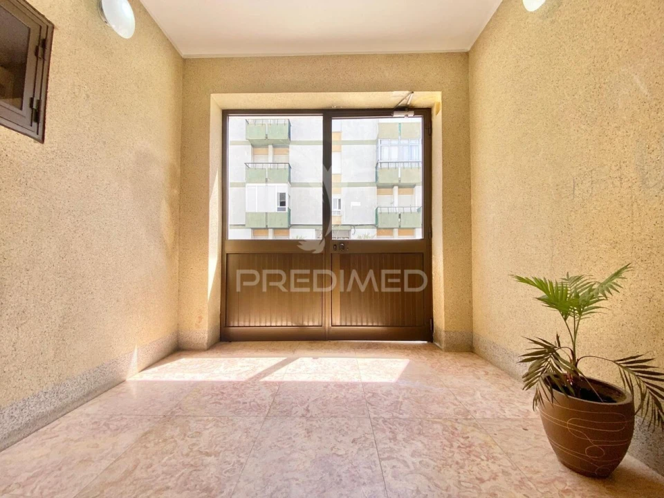 Apartamento T2 para Venda em Santa Iria de Azoia, São João da Talha e Bobadela Foto 30