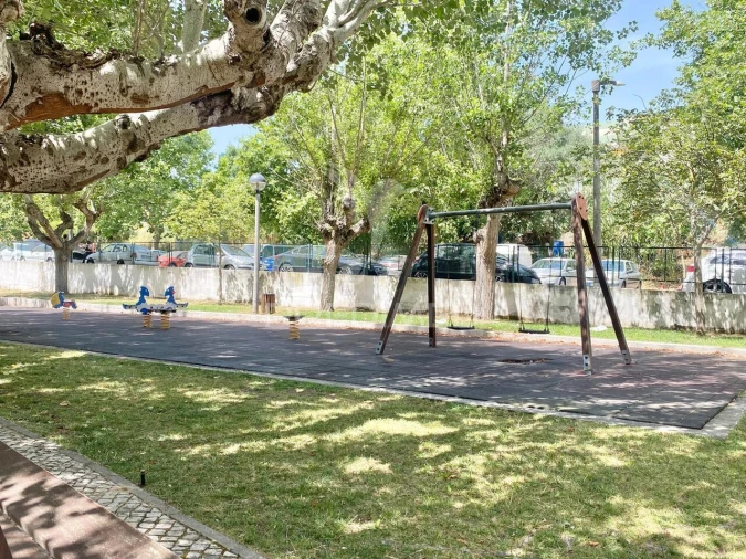 Apartamento T2 para Venda em Santa Iria de Azoia, São João da Talha e Bobadela Foto 37