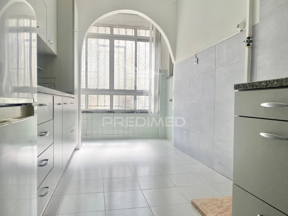Apartamento T2 para Venda em Santa Iria de Azoia, São João da Talha e Bobadela Foto 25