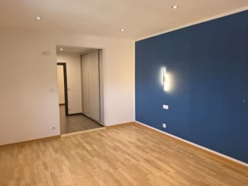 Moradia T2 para Venda em Monte Redondo e Carreira