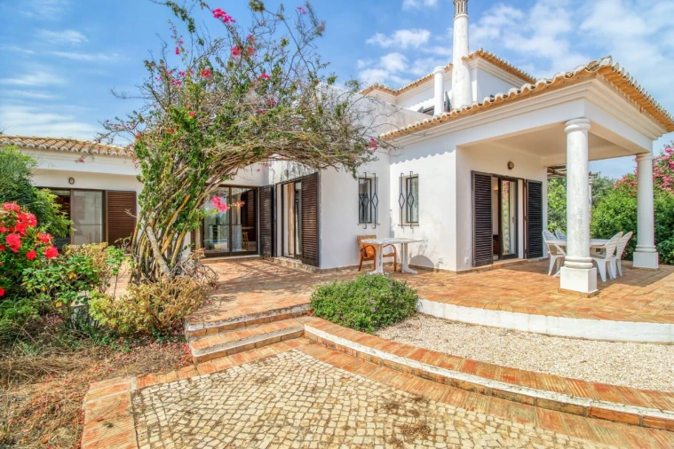 Moradia T3 para Venda em São Bartolomeu de Messines Foto 42