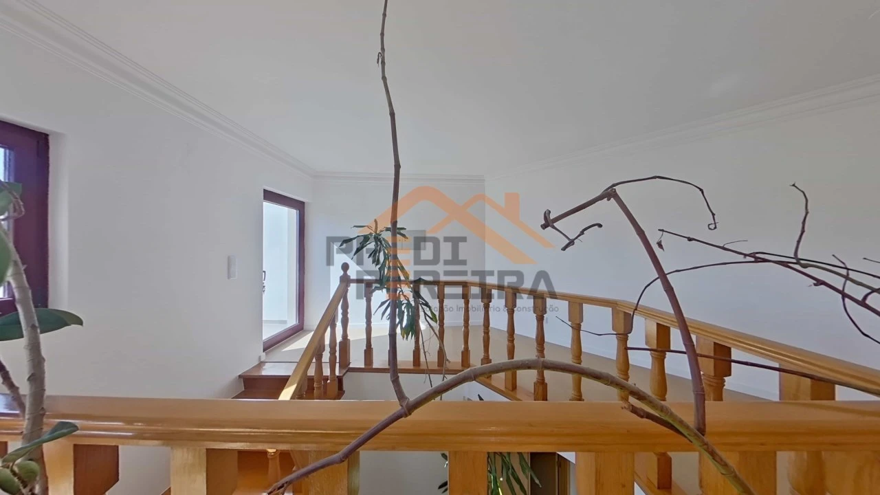 Apartamento T3 para Venda em Casal de Cambra Foto 42