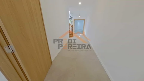 Apartamento T3 para Venda em Casal de Cambra