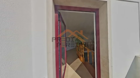 Apartamento T3 para Venda em Casal de Cambra